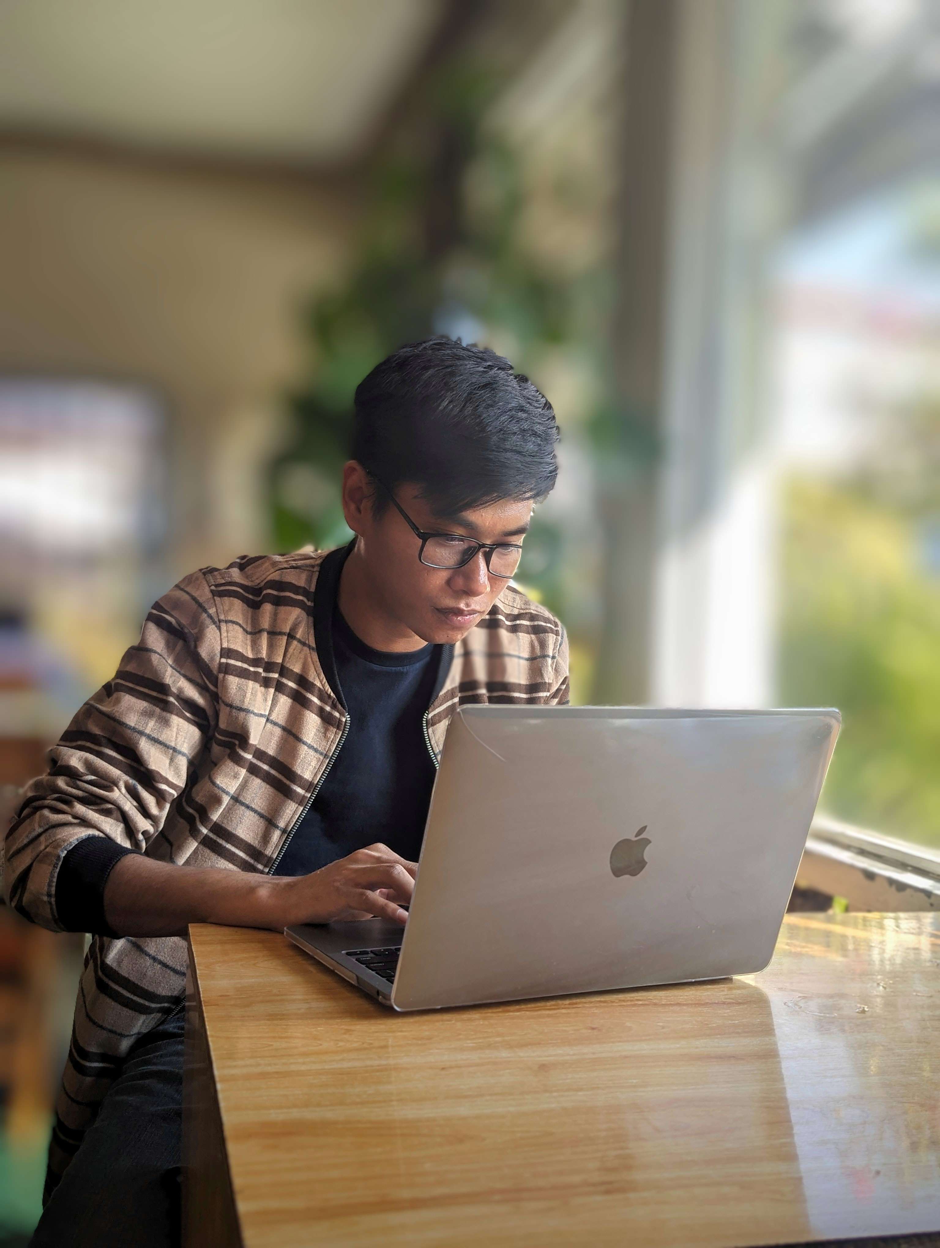 Min Htet Khaing — Full-Stack Developer